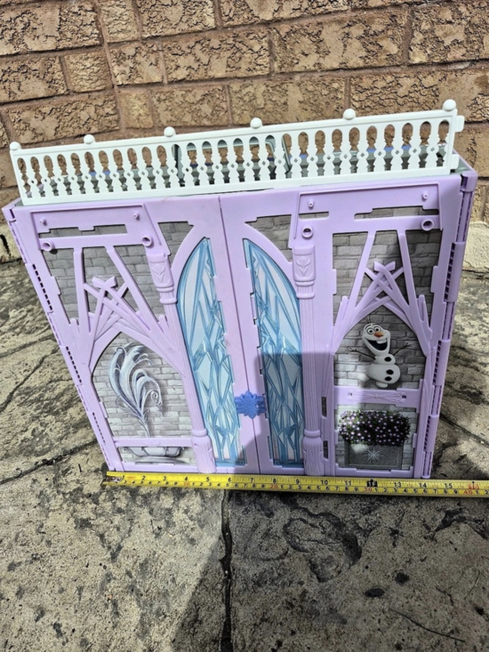 Disney Frozen 2 Fold & Go Portable Arendelle Castle Playset Dollhouse - Picture 14 of 15